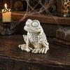 Unique Horror Theme Collectibles Halloween Skeleton Frog Figurine Resin Animal Bone Statue for Bar Haunted Gothic Home Ornaments House Spooky Decor