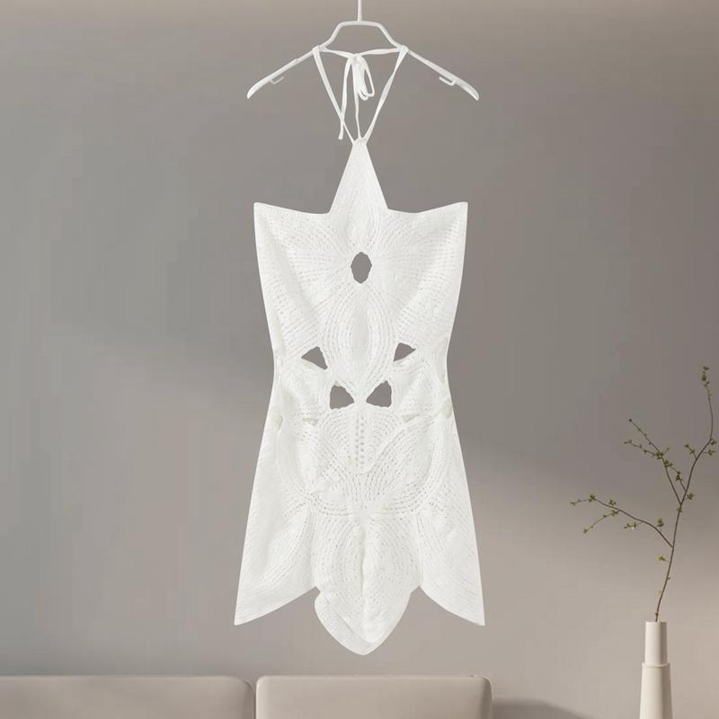 Sexy Häkel-Strick Strand Mini Kleid Damen Aushöhlen Neckholder Ärmellos Rückenfrei Schnürung Weibliche Kleider 2024 Sommer Dame Slim Roben