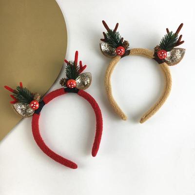 Mori Style Christmas Reindeer Antler Headband with Pine Cone Decorations for Holiday Parties