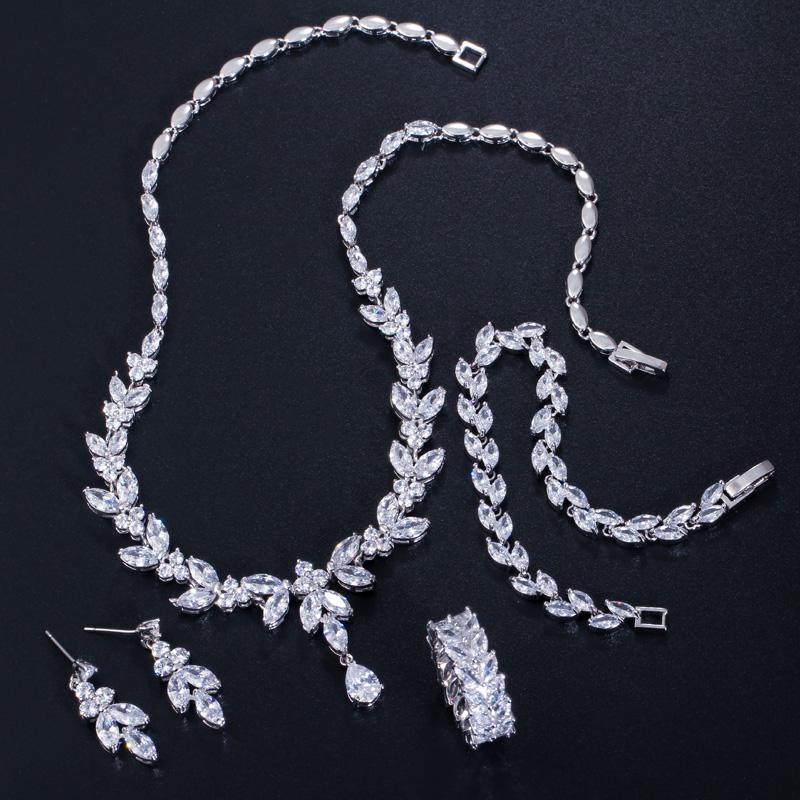 4pcs Delicate Leaf Shaped Cubic Zircon Dubai Fine Jewelry Sets Drop Earrings Necklace Bracelet Ring Women Luxury Bridal Wedding