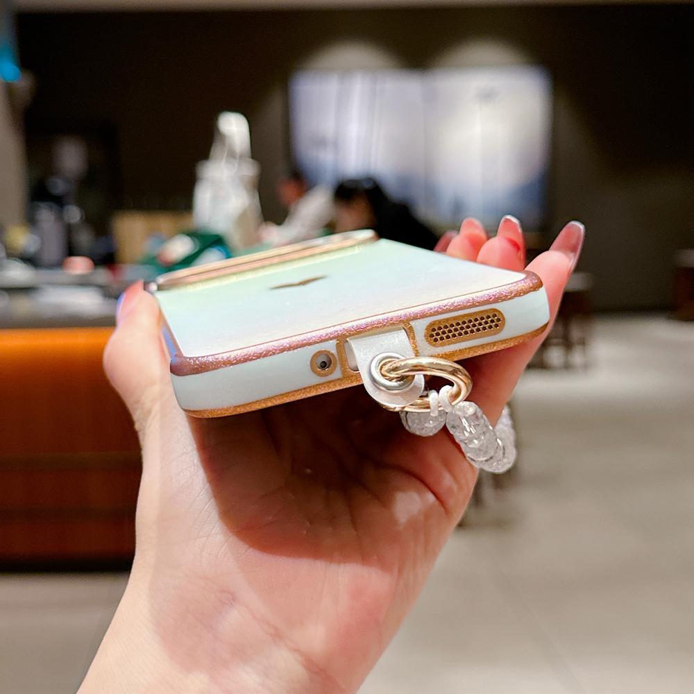 KEYSION Gradient Colorful Phone Case for Google Pixel 10 Pro XL 9 Pro 9A 8A Soft TPU Shockproof Back Cover With Crystal Bracelet