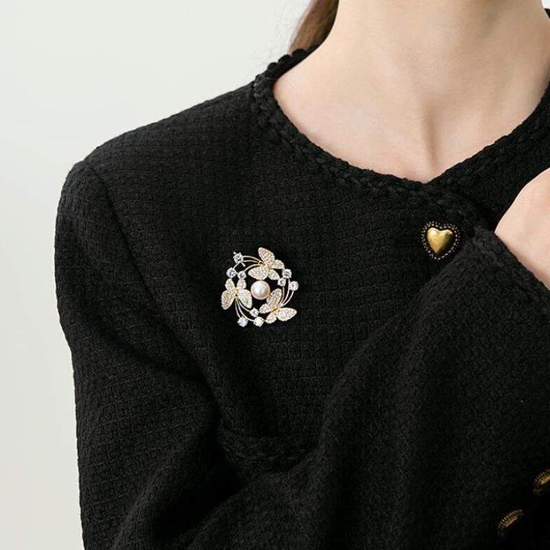 Fashion Flower Brooch Rhinestone Decoration Vintage Rhinestone Brooch Backpack Brooch Gift