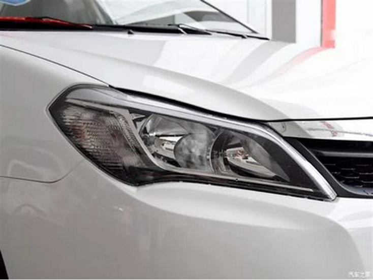 Compatible BYD F3 Headlight Assembly Accessory