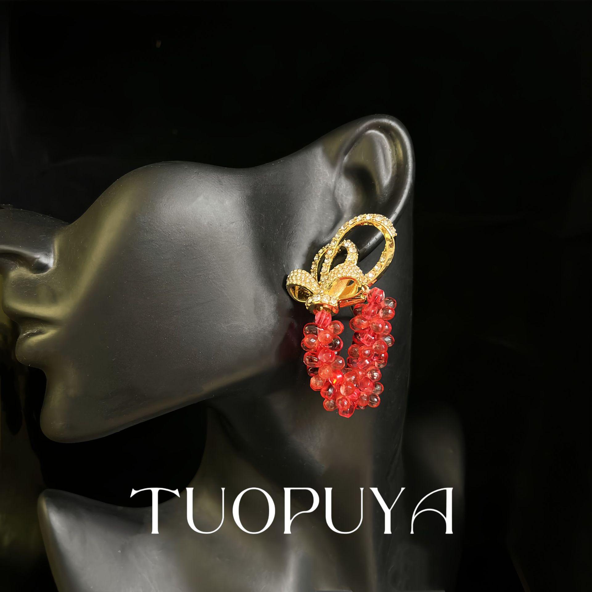 Vintage Diamond-Encrusted Hollow Design Red Stud Earrings