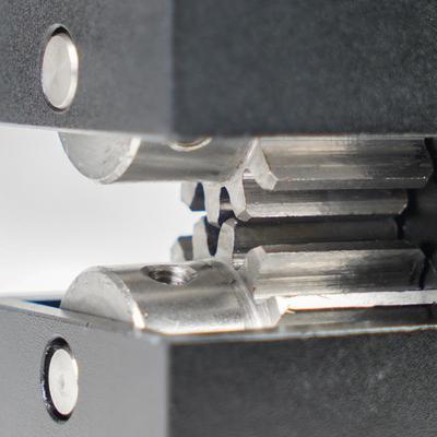 Crimpzange für Metallrohre, kraftunterstützte Impact-Crimper, mindestens 12 DCV kabellos oder maximal 7 Ampere Wechselstrom