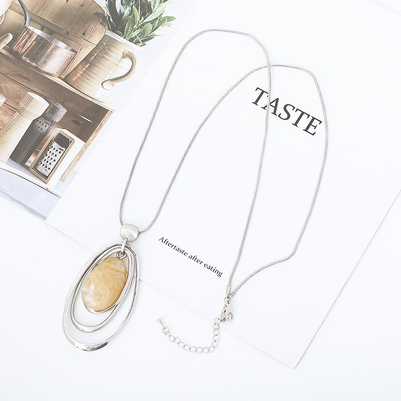 Accessories Necklace High-End Fashion Long Resin Metal Women S Sweater Chain