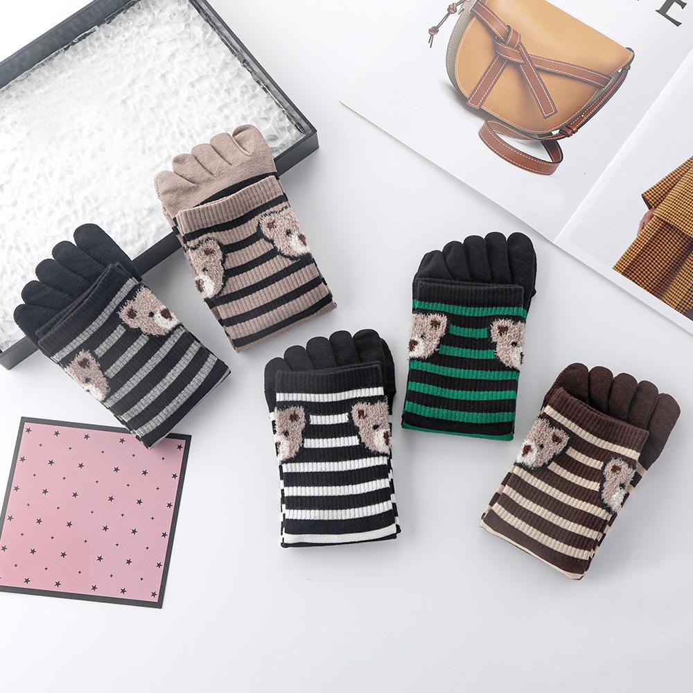 1 Pair Cartoon Bear Toe Socks Breathable Mid-tube Socks Cute Five Finger Socks  Unisex