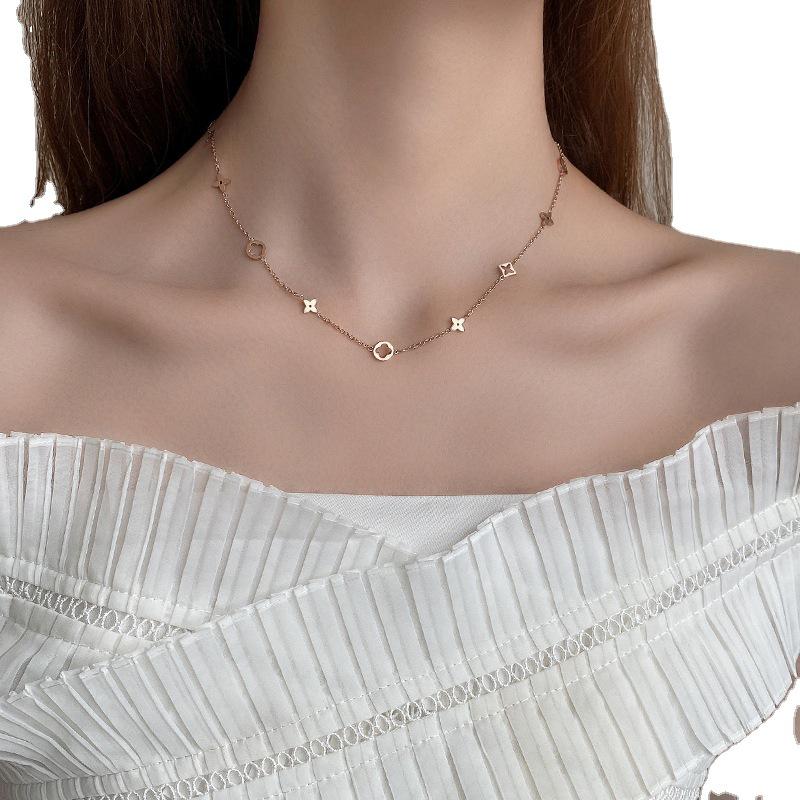 Hollow Four-Leaf Clover Necklace: Titanium Steel Clavicle Chain for Women - Elegant, Simple Design