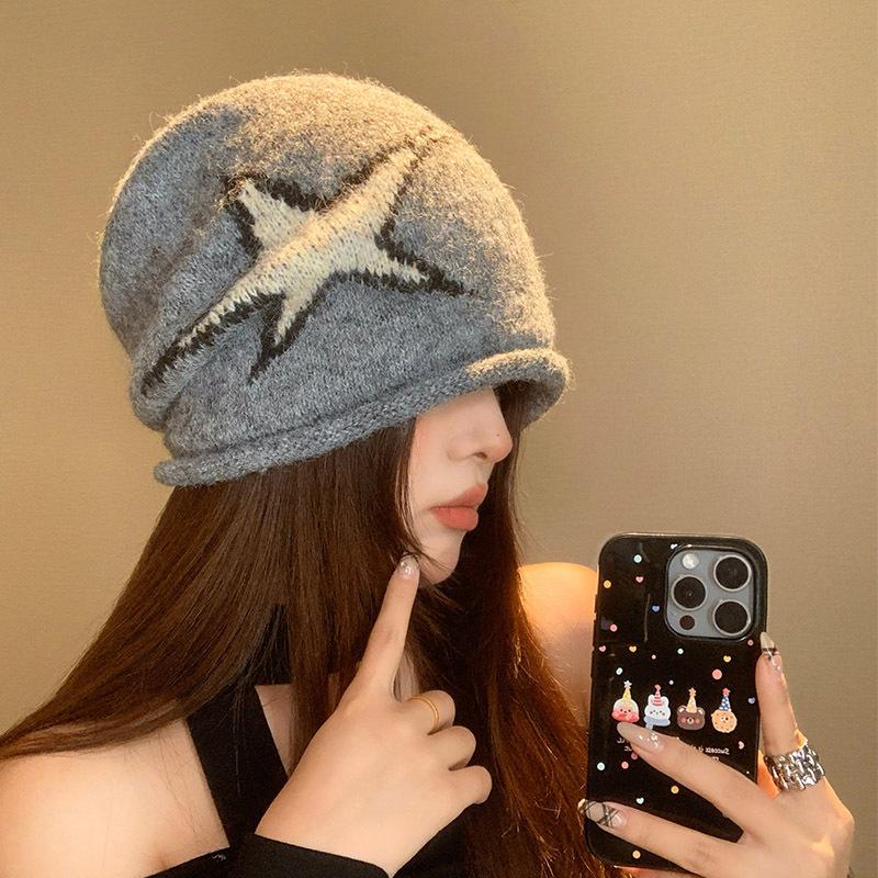 American retro crimped knitted stacking hat women's new big head circumference showing face small cold hat warm wool hat