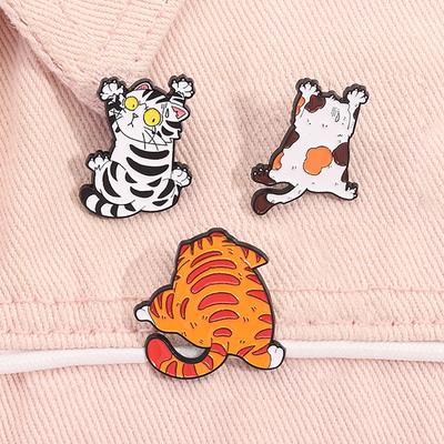 Cartoon Kletterkatze Emaille Pin Niedliches Lustiges Tier Kätzchen Silhouette Metall Brosche Revers Rucksack Abzeichen Schmuck Geschenke Für Freunde