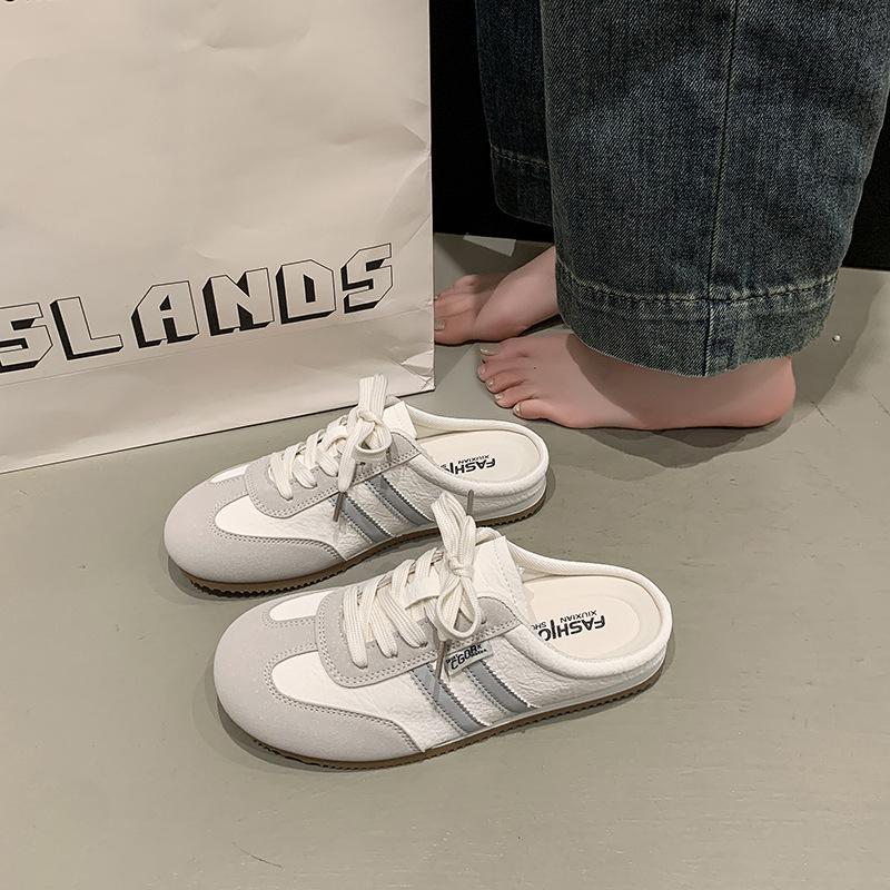 Baotou slippers women's summer outer wear 2025 new super fire moral training shoes half drag white shoes explosion one pedal Forrest Gump shoes