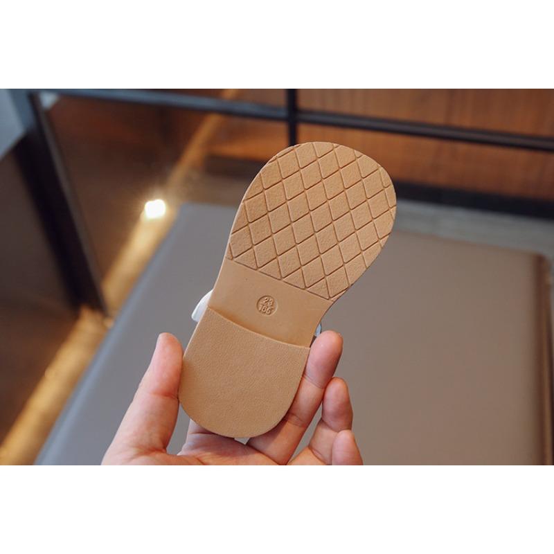 Children's Stylish Sandals for Girls Soft-Sole Non-Slip Beach Shoes for Toddlers Cute Girls Shoes Elegant Youth Shoes