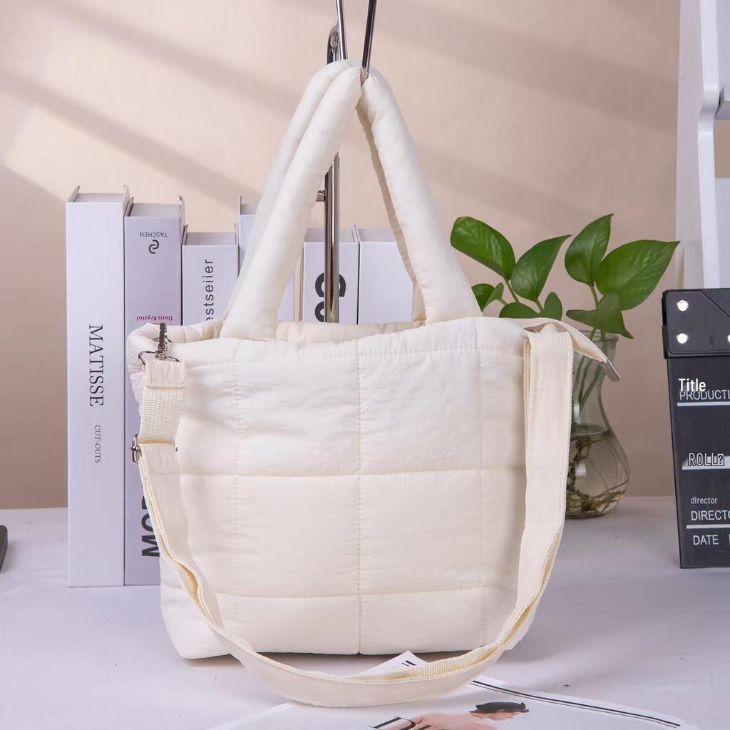 Large Quilted Cosmetic Shoulder Bag - Casual Travel & Daily Use