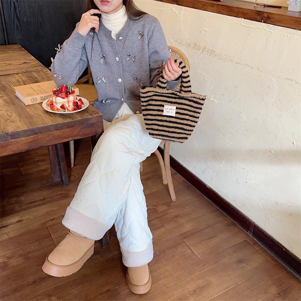 2023 Winter Fashion Women's Plush Polka Dot Handbag - Cute and Stylish for Work or Commute