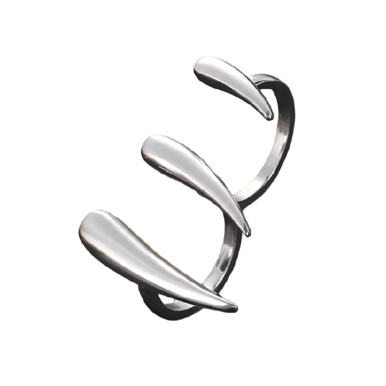 Fashion Claw Styles Statement Rings In Metallic Finish To Elevating Your Accessory Game