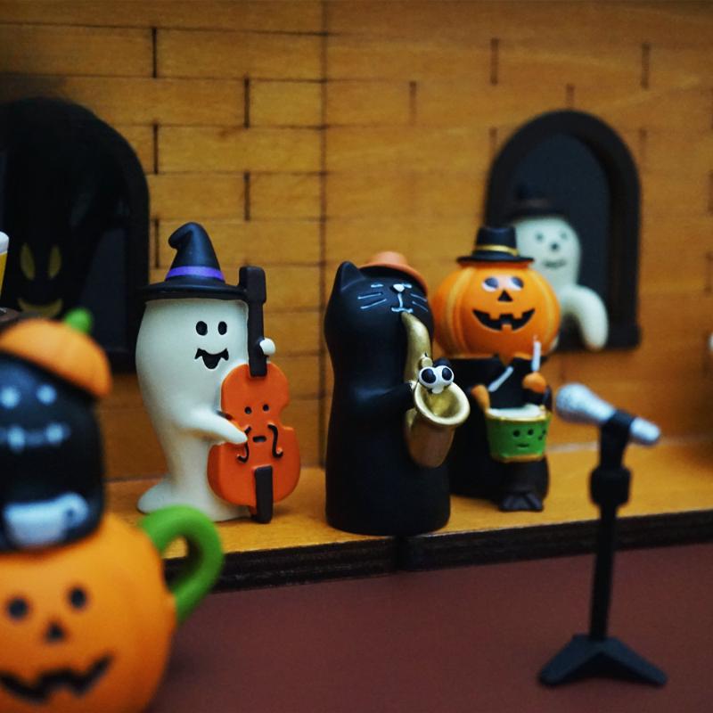 Cute Cat Halloween Concert Miniatures Funny Ghost Figurines Kawaii Shiba Vampire Magic Pumpkin Miniatures DIY Home Decoration