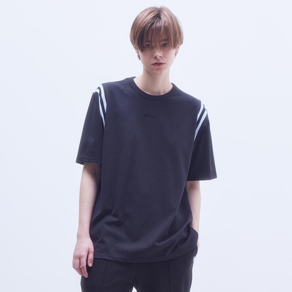 Moseu Lining Tape T-Shirt_Black