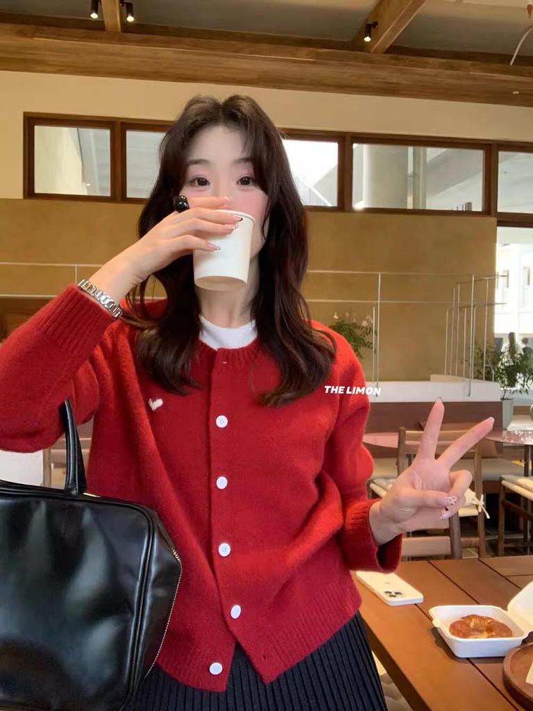 Women's Pure Wool Red Heart Knit Cardigan - Autumn/Winter 2026 Collection