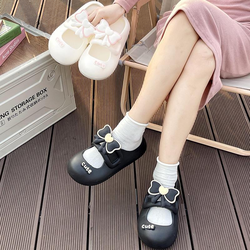 Warm edge cute hole shoes women's summer student home wear non-slip thick-soled soft-soled Mary Jane bag head drag