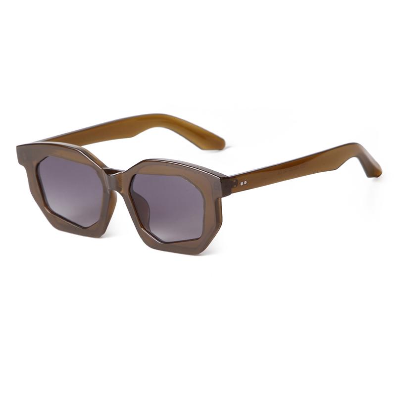 

LAURINNY Retro Rivet Gn Square Sunglasses Female Male Designer Trend Sun Eyewear Eyeglasses Female UV Protection 400 Gafas De Sol as pictures