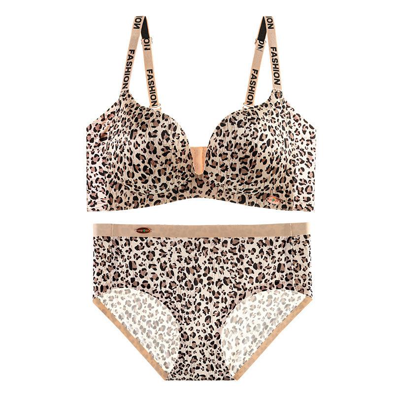 Women's Sexy Leopard Print Push-Up Wirefree Lingerie Set - Adjustable for Comfort 