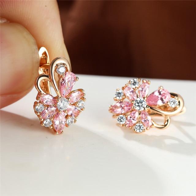 Weibliche Niedlichen Schmetterling Blume Ohrringe Rose Gold Farbe Hochzeit Ohrringe Regenbogen Kristall Multicolor Zirkon Hoop Ohrringe Für Frauen