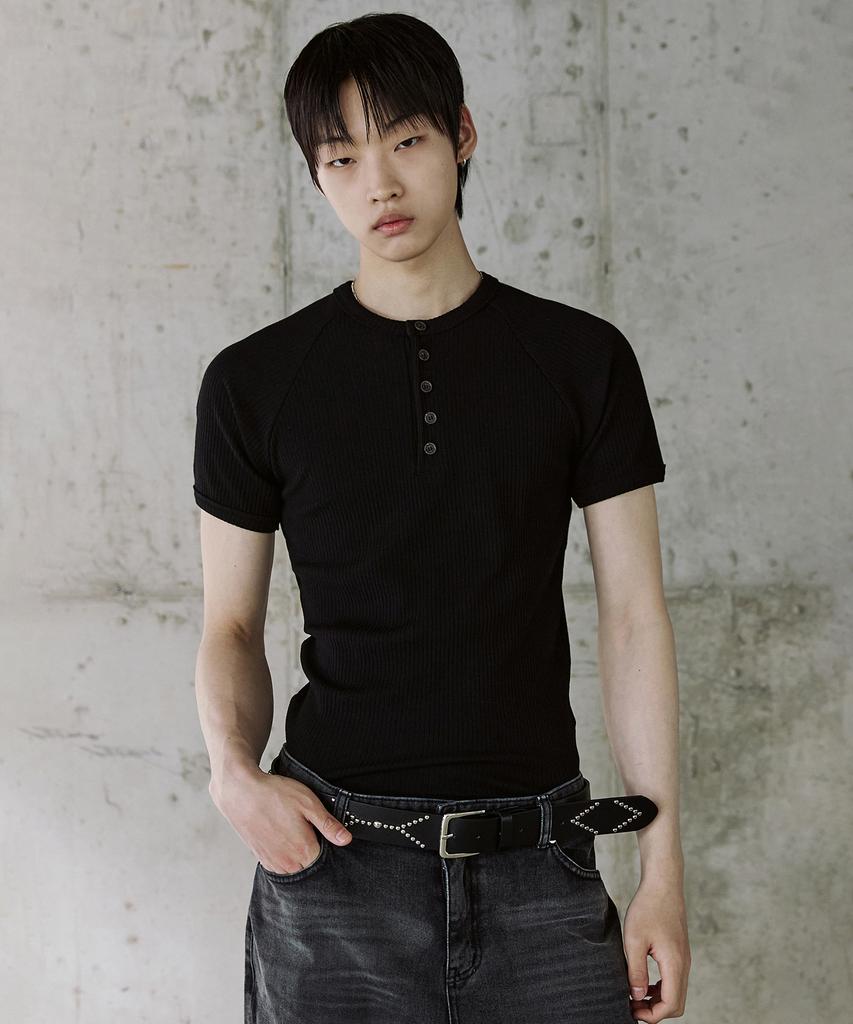 P.IN.O Ribbed Muscle Henley Neck - Black