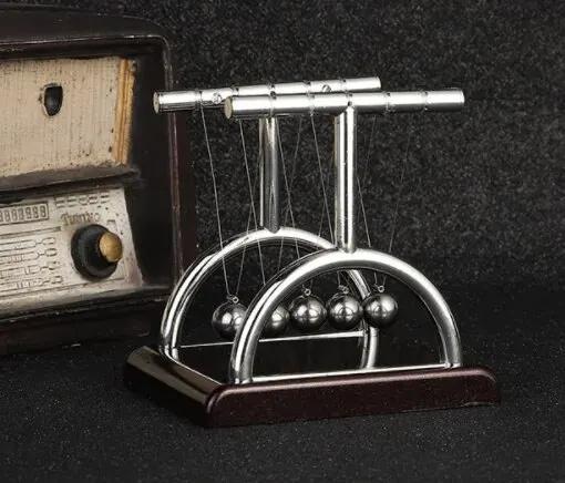 Newtons Cradle Balance Stålkule Undervisningsmateriell Fysikk Vitenskap Pendel Skrivebordsleker Stressavlastningsgaver Hjemmedekorasjon