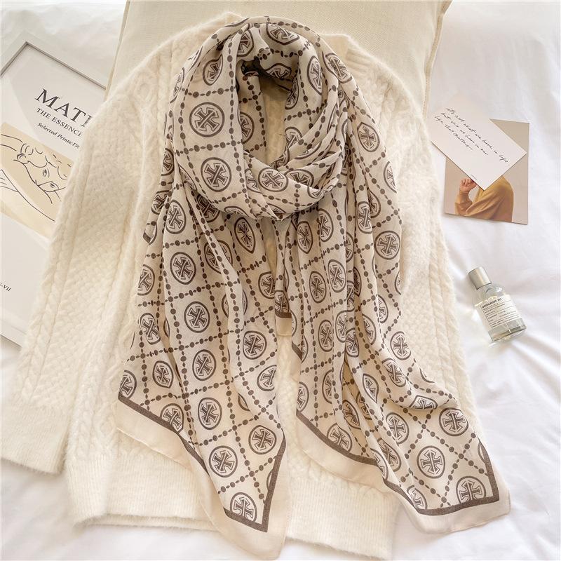 

Rhombus plaid scarf cotton and linen thin linen soft high-end yarn black and white simple versatile scarf autumn and winter women 180x90cm
