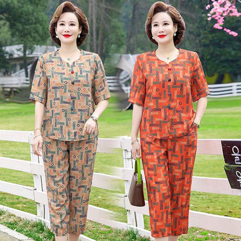 

Женский комплект из 2 предметов, свободные футболки с короткими рукавами, летние повседневные топы с принтом, укороченные брюки, костюм из двух предметов