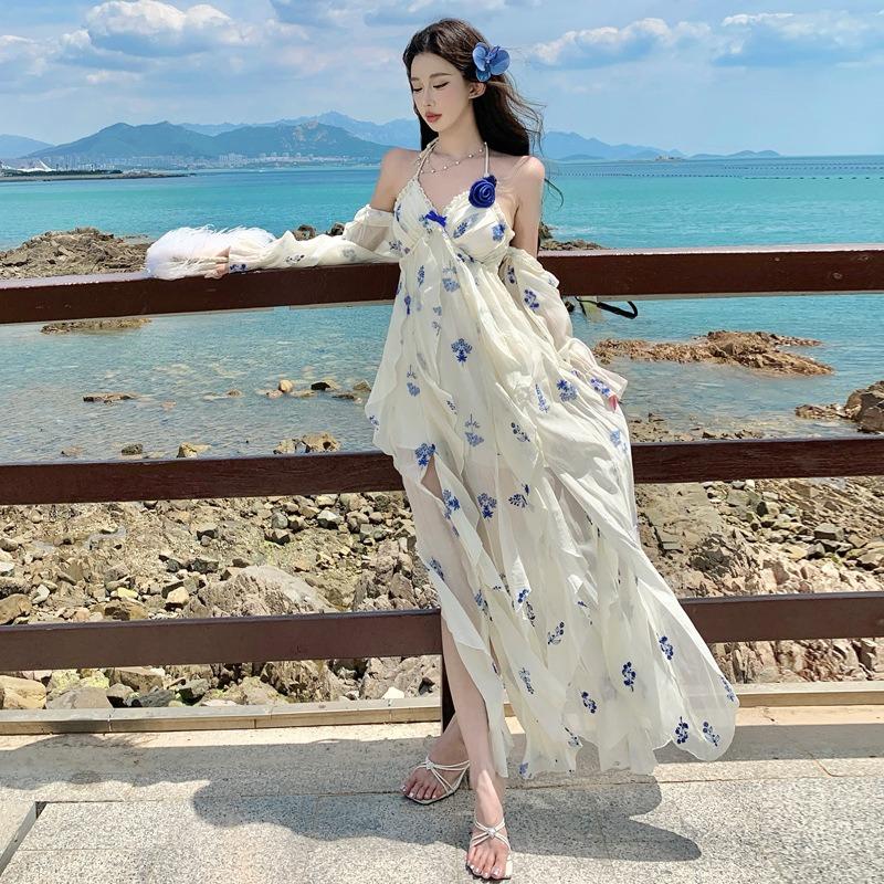 French High-end Island Beautiful Vacation Neck Sling Dress Women's Irregular Ruffle Edge Backless Dress