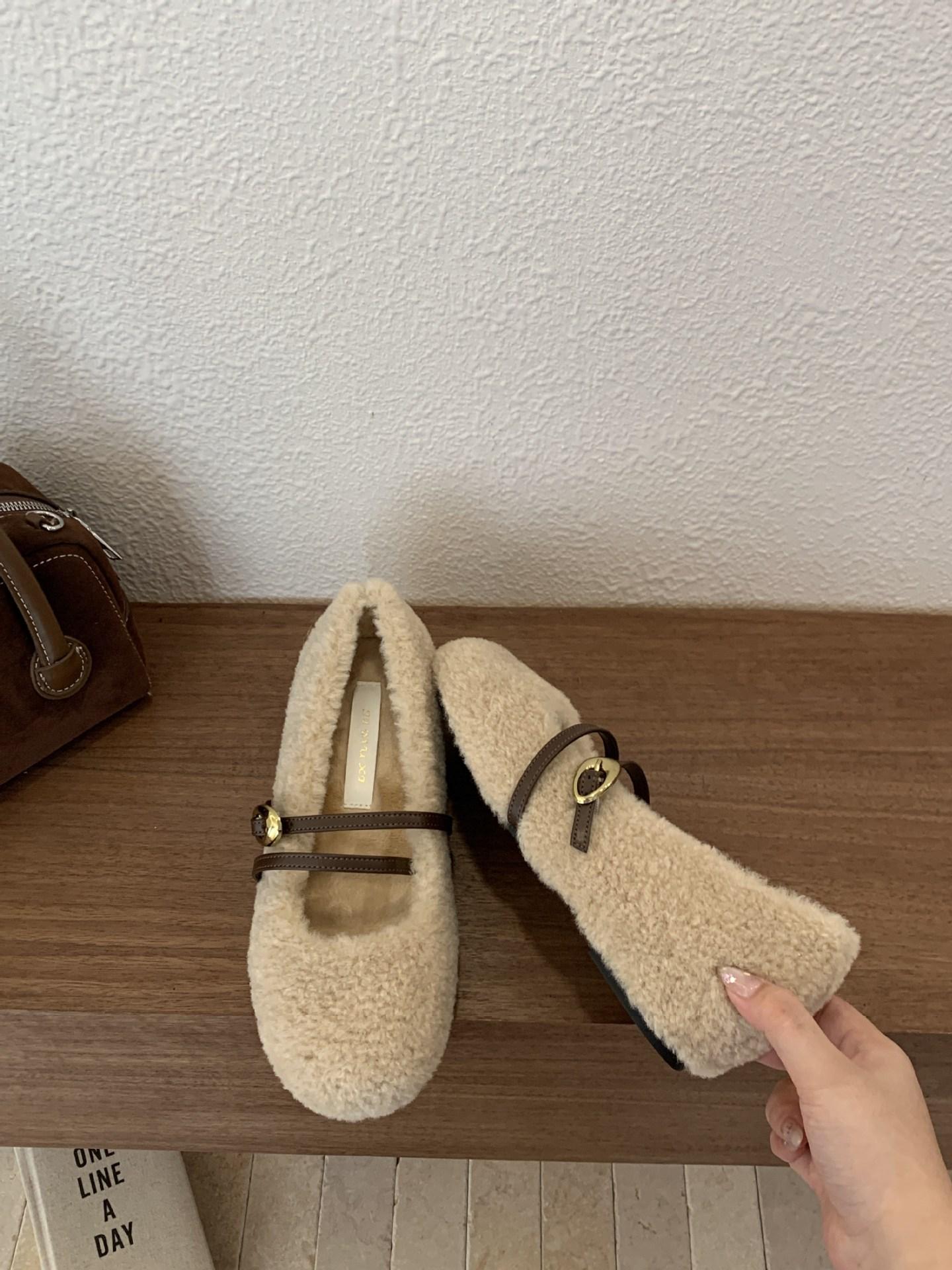 

2025 new Mary Jane shoes soft sole Mori series sweet belt buckle Mao Mao shoes inner height increase 39 абрикосовий