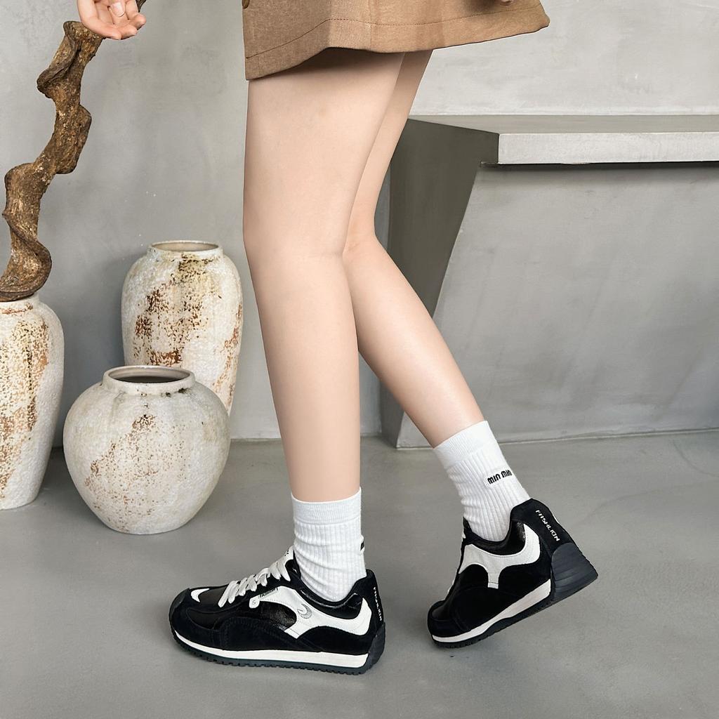 Retro red sports and leisure shoes flat-bottomed lace-up versatile German training shoes mesh breathable and light Forrest Gump shoes women