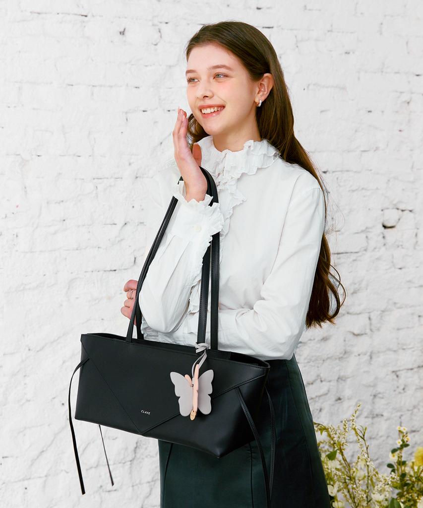 Clave Sienna Black Tote Bag