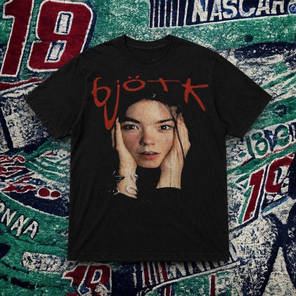 Björk Portrait Graphic Unisex Black T-shirt S-