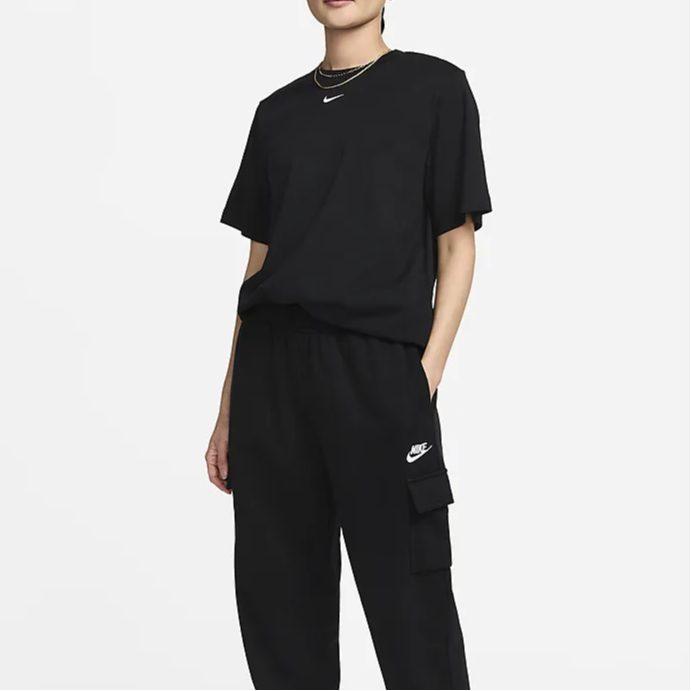 Nike Sportswear Women's Logo Crewneck Loose Fit T-Shirt Black FD4150-010