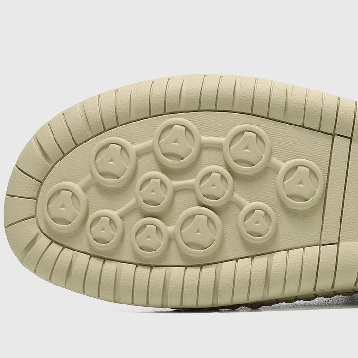 2024 Nové pánské velké boty pro volný čas protiskluzové vysoké top pro volný čas sportovní obuv módní návrhářka Ručně vyráběná pánská obuv 38-48