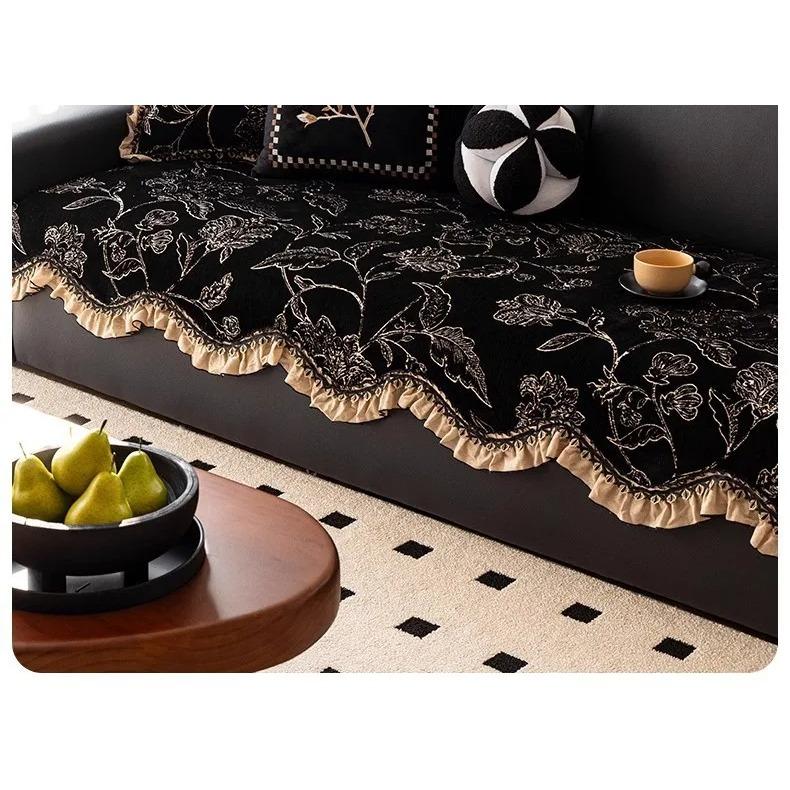 Französisch Schwarz Floral Geformter Sofabezug Vier Jahreszeiten Sofa Handtuch Retro Rocksaum High-End Gefühl Rutschfest Leder Kissenbezug