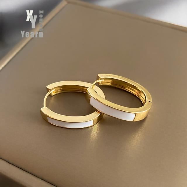 Latest Classic Copper Alloy Metal Smooth Metallic Hoop Earrings Woman Chic Fashionable Korean Jewelry Temperament Girl 'S Everyday Wear