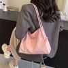 Simple Messenger Bag Women's 2025 New Spring and Summer Class Single Shoulder Foreign Style Commuting Large Capacity Soft Leather Tote Bag