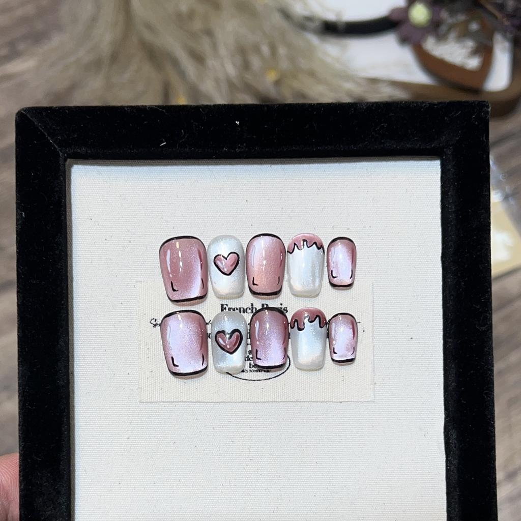 2D Love Light Bulb Cat Eye Nail Art Handmade Fake Nail Patch Ins Japanese Wearable Nail Short Nail