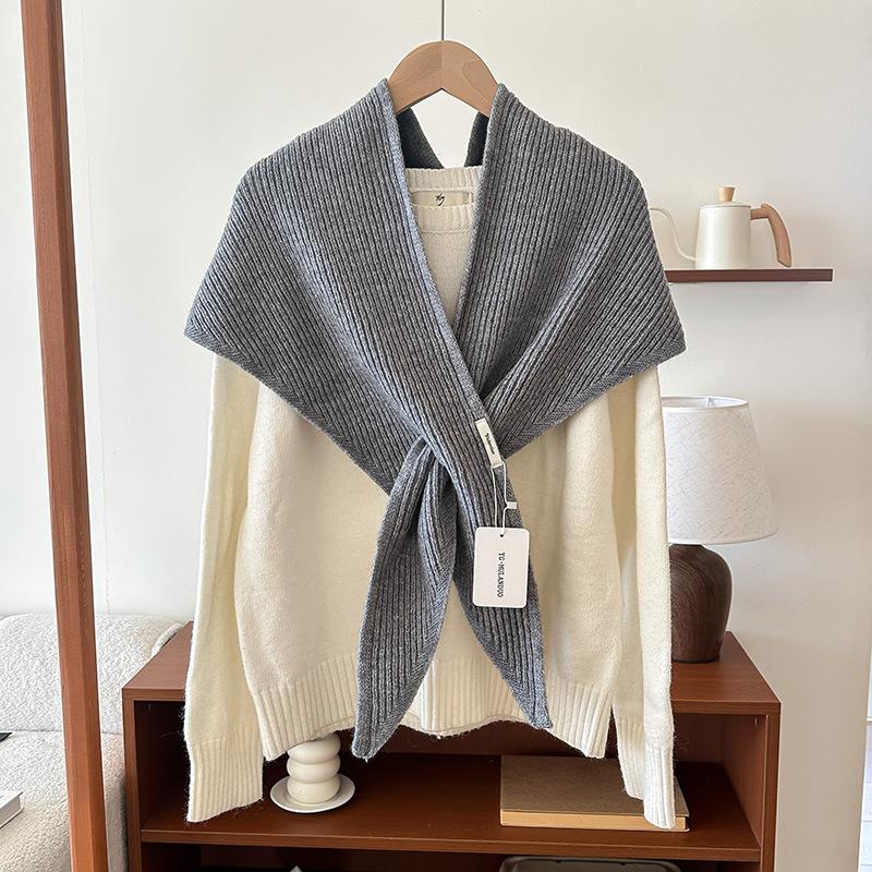 Solid Color Cross Knitted Triangle Scarf Women'S Winter Warm Neck Protection Shawl Clothing Matching Shawl Scarves