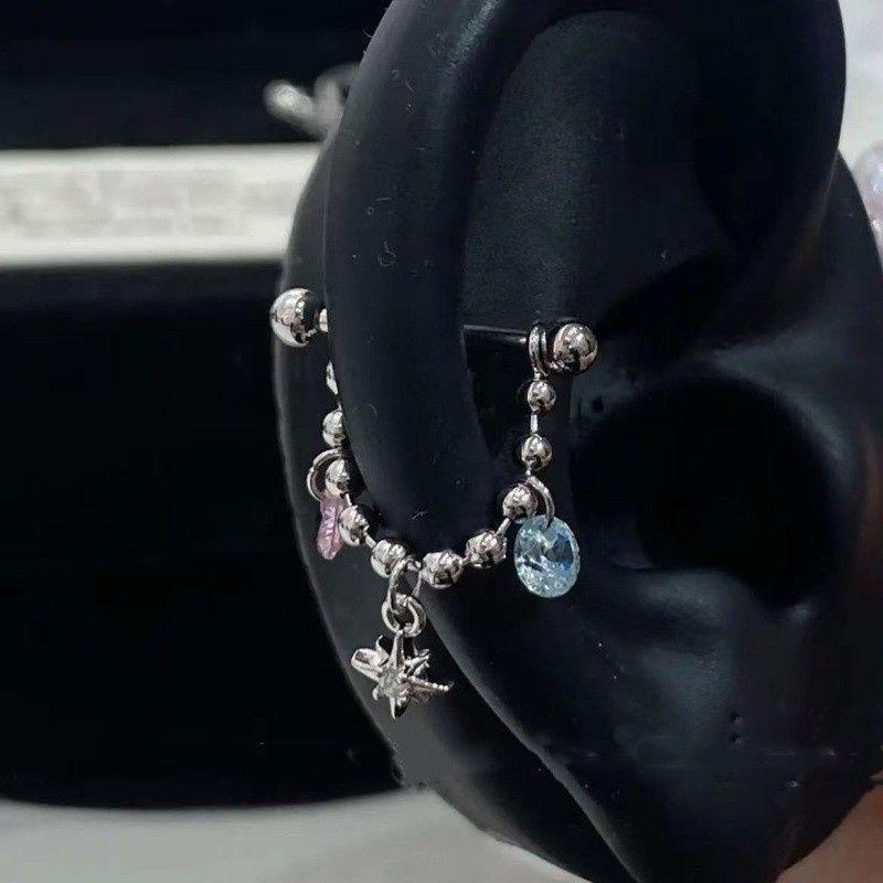 Clou d'oreille en forme de croix Zircon brillant Boucle d'oreille à clou tendance Pour femmes Accessoires de Piercing Corporel