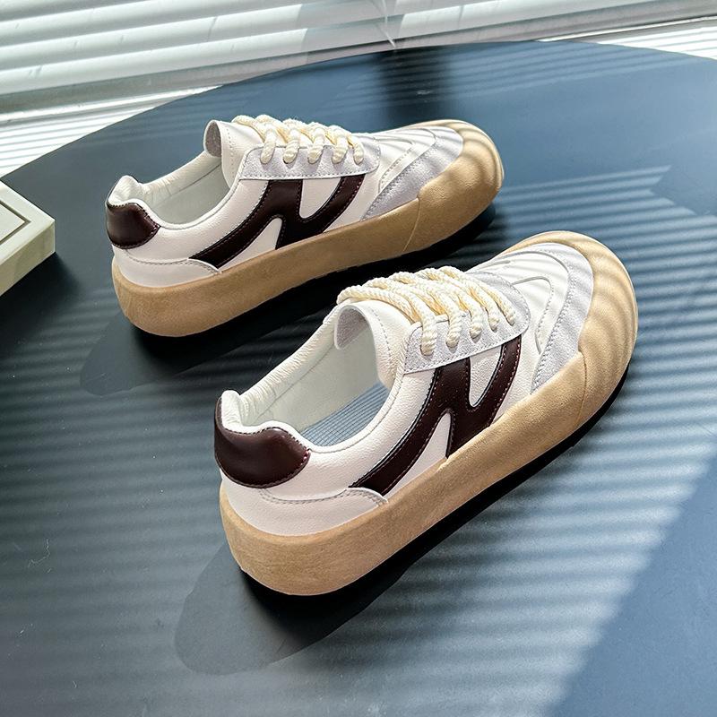 Женские кроссовки на платформе — фото 7