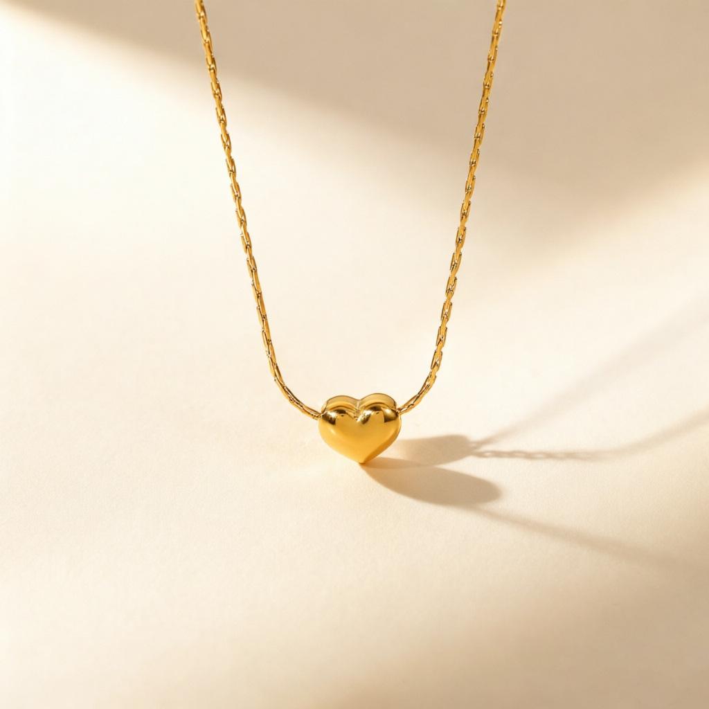 Fine 18K PVD Gold Plated Classic Heart Pendant Necklace for Women Tarnish Free Waterproof Stainless Steel Jewelry Gift