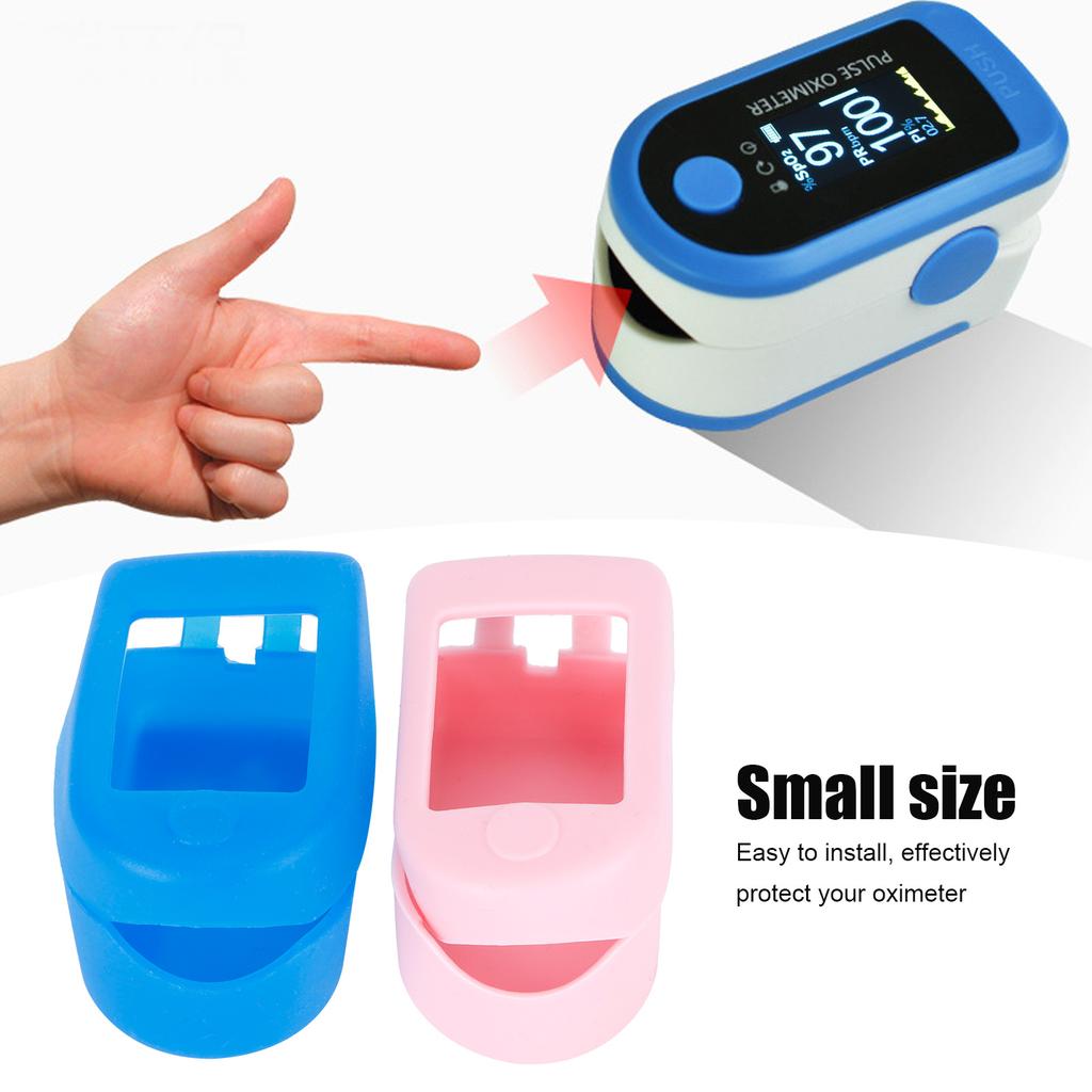 2Pcs Oximeter Cover Portable Silicone Fingertip Pulse Monitor Protector for Travel Home(Black White )