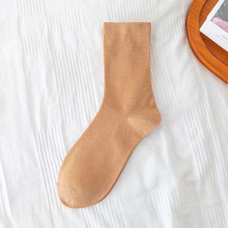 Ladies Spring and Autumn Breathable Deodorant Sweat Absorbing Boneless Month In The Tube Pile Socks