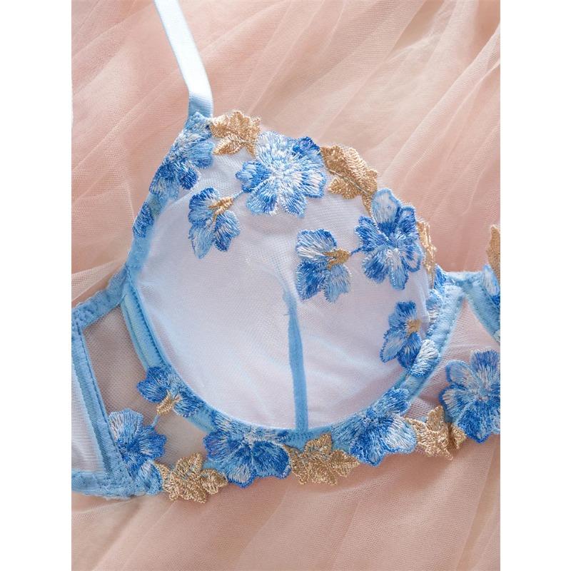 Daring Lingerie for Women Sexy Hot Fancy Underwear Intimate Beautiful Bra Sets Sweety Lace Lingerie Ultra Thin Female Underwear