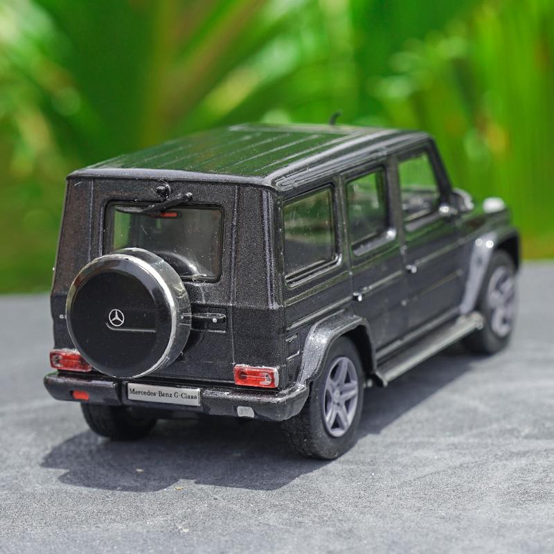 1:43 Original Mercedes-benz G-class Benz G500 G63 Off-road Simulation Alloy Car Model Toy Collection Display Gifts