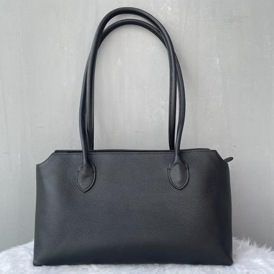 Small Crowd Row Genuine Leather Womens Bag Ultra-Minimalist Style Large Capacity Tote Bag Single Compartment Bag Underarm Bag Handheld Bag